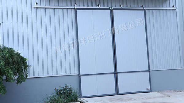 菏澤供應平移工業門價格