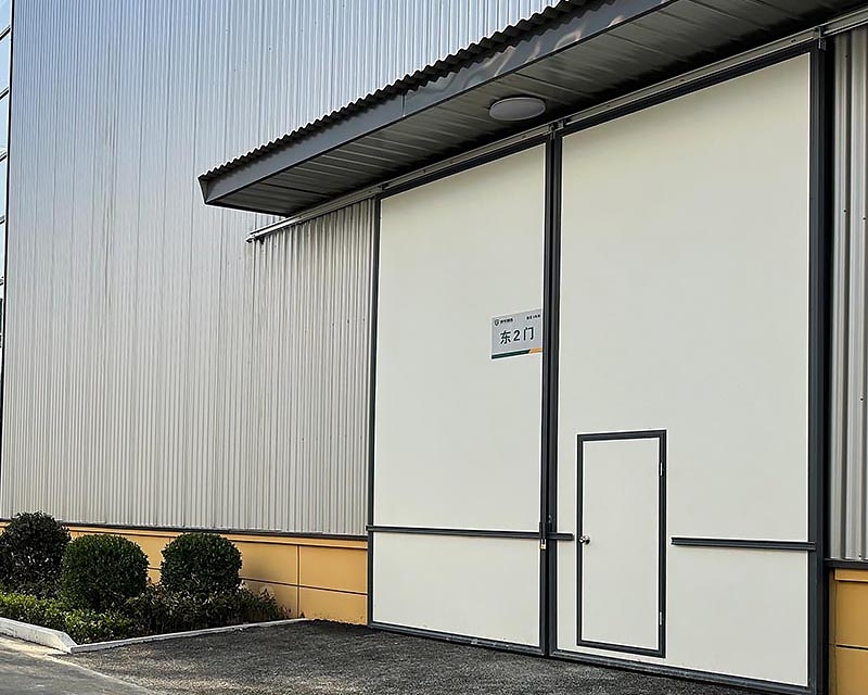 聊城鋁框工業門